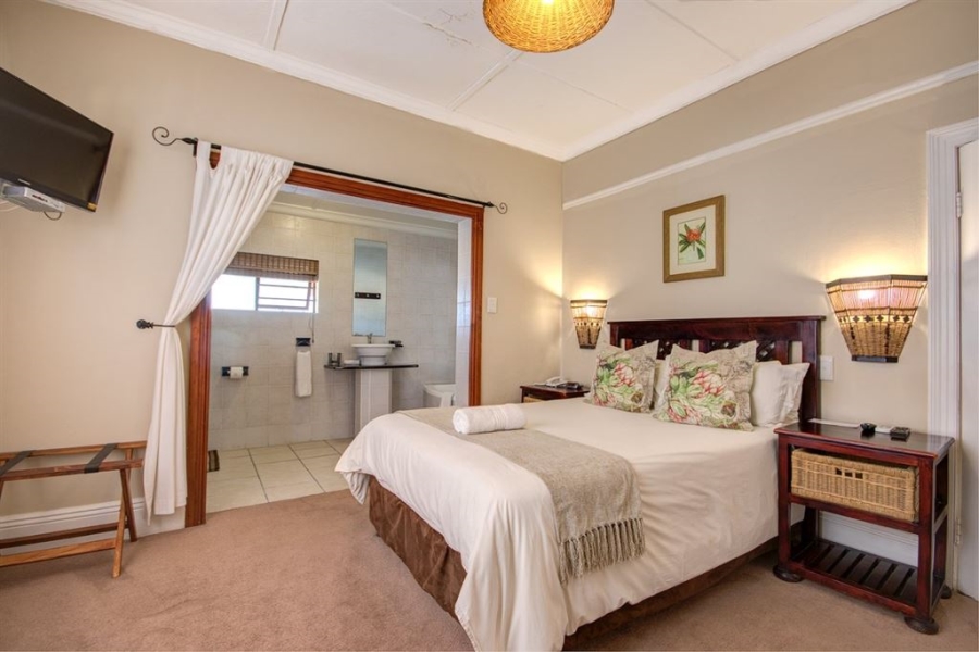 12 Bedroom Property for Sale in East Bank Eastern Cape